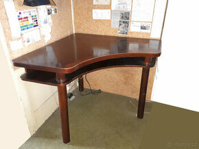 Prodám rohový stůl s vykrojením (PC stůl / psací stůl) - 1