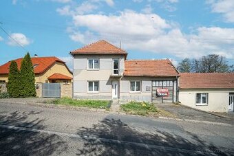 Prodej rodinného dům 5+1 a 4+1 v obci Borkovany