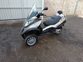 Piaggio mp3 250 LT CZ doklady v ceně