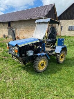 Traktůrek 4x4