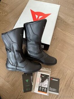 Temer nové damske boty na motorku Dainese vel. 42