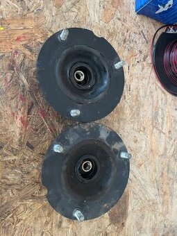 Bmw e30 horní uložení tlumičů