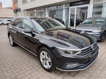VW Passat B8 2.0TDI 140kW DSG 82tkm Matrix Tažné ACC Keyless