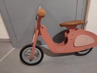 Prodám odrážedlo Skútr Vespa