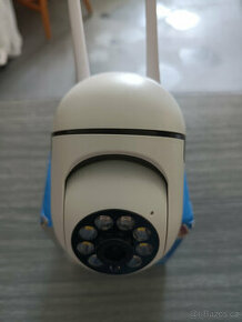 Bezdátová Wi-Fi bezpečnostní kamera + 64G SD karta