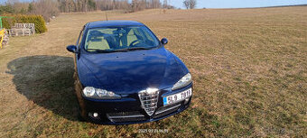 Alfa Romeo 146