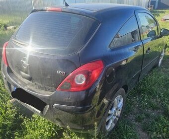 Rozprodám Opel corsa D 1.3 cdti 66kw 2008