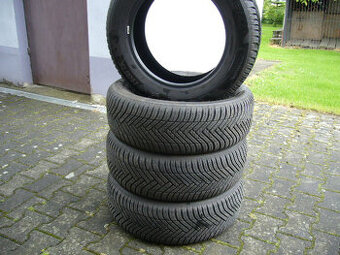celoroční pneu Hankook Kinerga 4S2 215/60 R16