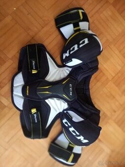 Hráčská hokejová ramena CCM Tacks 9060 JR S