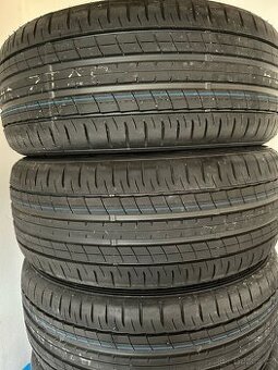 Letní Pneu DUNLOP 225/50R18