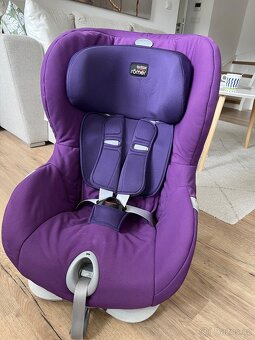 Kvalitní autosedačka Britax Römer King ll