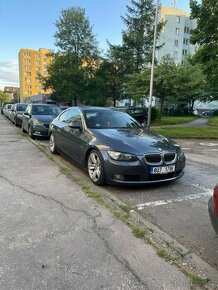 BMW E92 325d - M57 manuál - 1