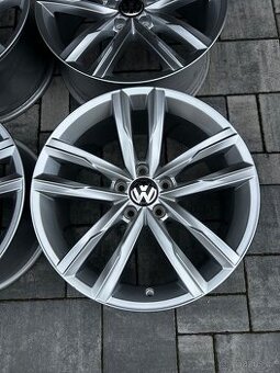 R18 passat dartford