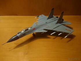 J-15 Carrier - model letadla 1:72