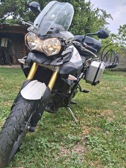 Triumph Tiger 800