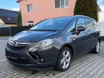 OPEL ZAFIRA TOURER  2.0 CDTI 121KW 7 MIST XENONY KAMERA  TOP
