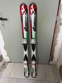 Prodáme dětské lyže Nordica Dobermann Team Race J 120cm