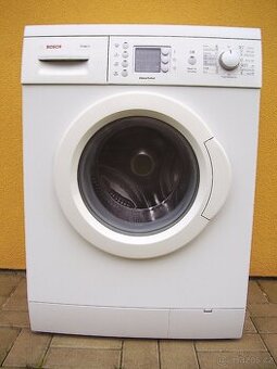 Úzká pračka BOSCH