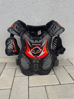 Dětský hrudní chránič UFO