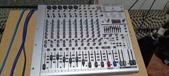 behringer Eurorack UB 1832FX-PRO