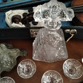 Retro kristalove sklo brus lisovane misy t vazy atd.