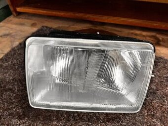 Predni svetlo Rapid Skoda 120
