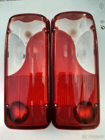 Prodám levé a pravé zadní světlo Mercedes, WV.