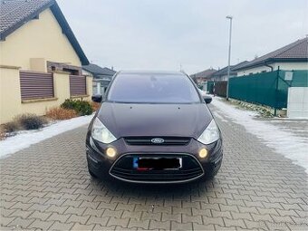 Ford S-Max 2.0 TDCI  Titanium R.V 2011 7 míst - 1
