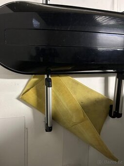 Autobox, stresny nosic, stresny box, truhla