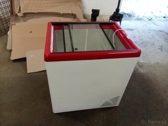 Pultový mrazák do obchodu