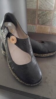 Kožené dámské boty