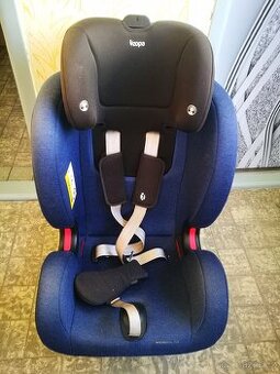 Dětská autosedačka a vajíčko