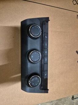 Panel ovládání klimatizace Škoda Octavia 3 – 5E0820047E – s