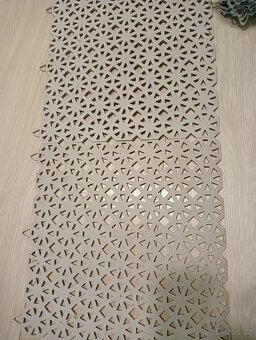 IKEA venkovní podlahová krytina, světle šedá 2,9m