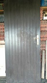 Dveře dřevěné