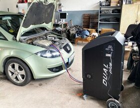 Plnění auto klimatizací chladivem Po-Ne