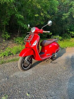 Vespa GTS 125ie super