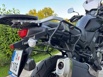 GIVI 3x kufry + držáky na SUZUKI V STROM 650 DL 2018