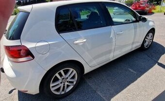 Osobní automobil Volkswagen Golf