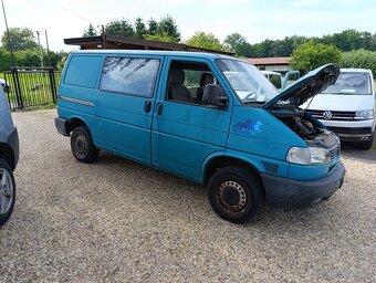 Volkswagen Transporter T4 2.5 TDi 75kw 5míst