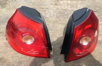 VW Golf V 3dveř., zadní org. světla vč. patice a žárovek