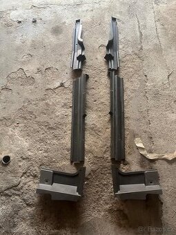 Prahové plasty lišty hnědé škoda favorit 135 136 l LS