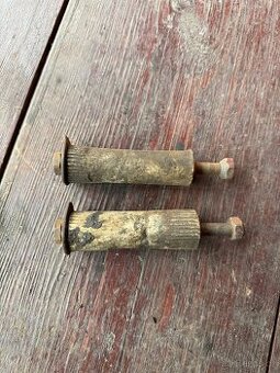 Předválečná Jawa - stupačky