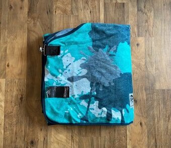 Odpocovaci deka Equest Dralon 145cm