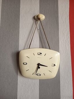 Staré ruské hodiny Maják