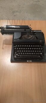 Psací stroj