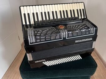 ROYAL STANDARDT SELECTA 120B