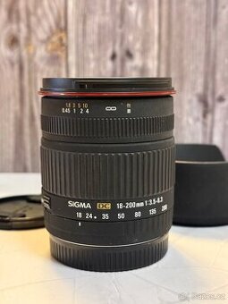 Canon Sigma 18-200mm f/3.5-6.3 DC EF-S