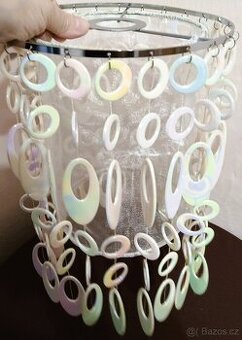 NOVÝ lustr - bílé kruhy s duhovými odlesky