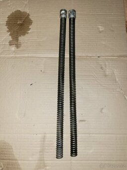 Přední pružiny + držáky pružin čz150c